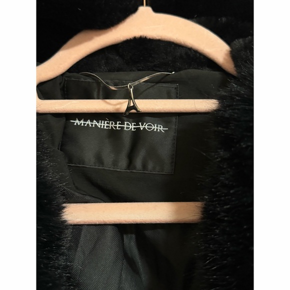 Maniere De Voir Black Puffer Jacket with Faux Fur Trim - Picture 7 of 13